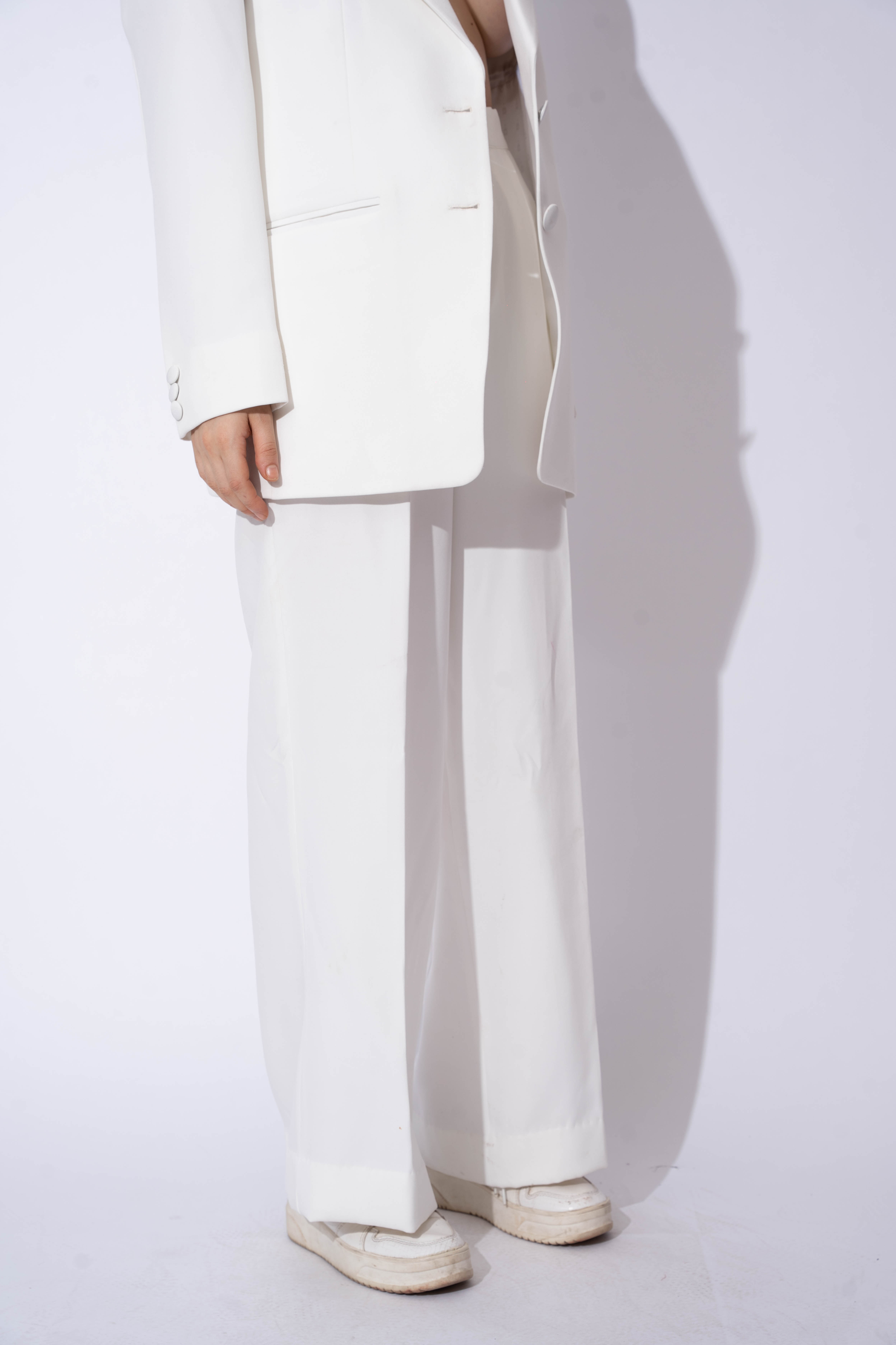  White - Women's Pantsuits / Women's Suiting: Clothing